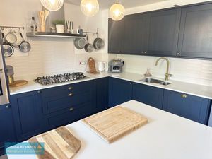 Kitchen- click for photo gallery